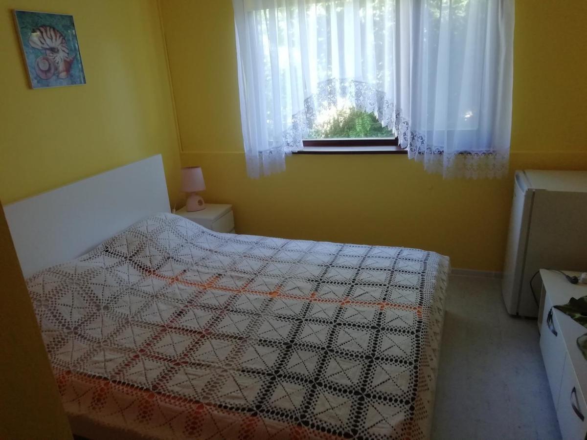 Guest House By The Captain فارنا المظهر الخارجي الصورة
