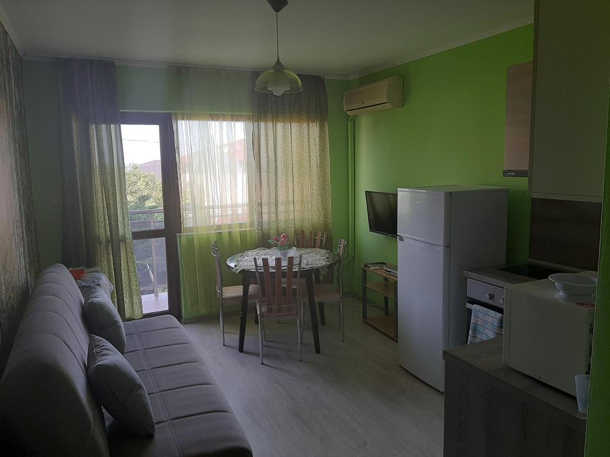 Guest House By The Captain فارنا المظهر الخارجي الصورة