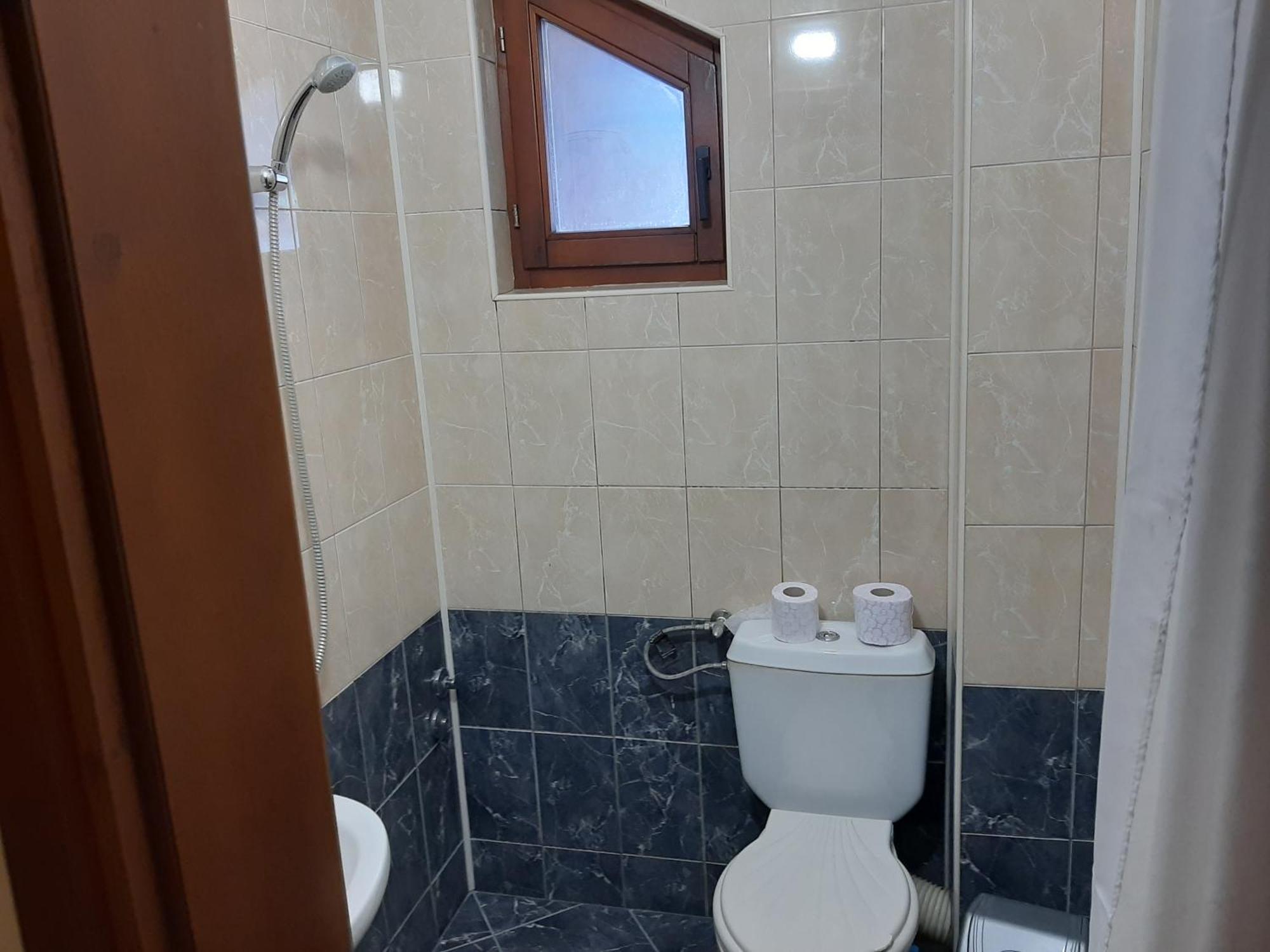 Guest House By The Captain فارنا المظهر الخارجي الصورة