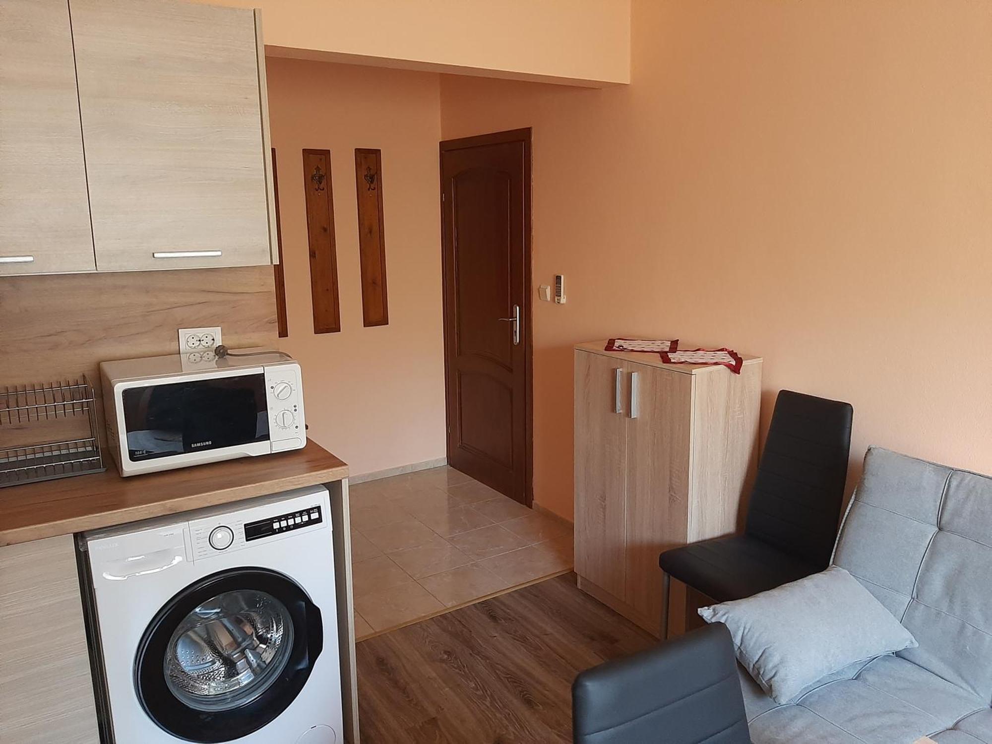 Guest House By The Captain فارنا المظهر الخارجي الصورة